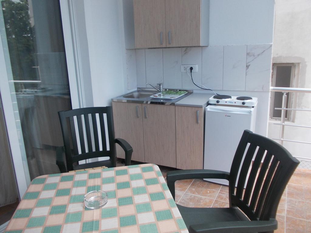 Apartments Idolga Bar Phòng bức ảnh
