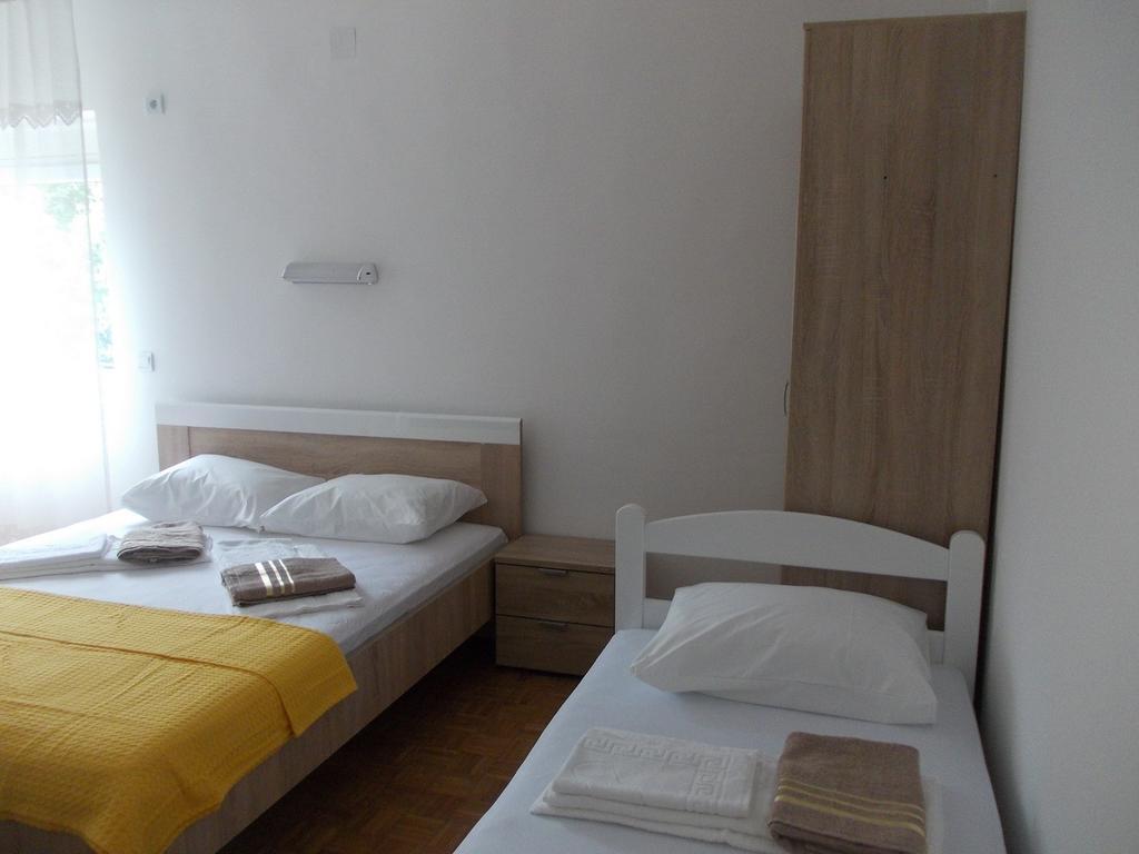 Apartments Idolga Bar Phòng bức ảnh