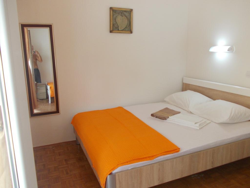 Apartments Idolga Bar Phòng bức ảnh